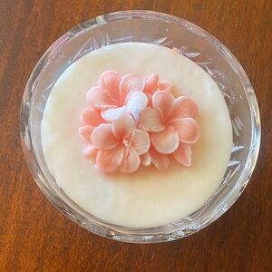 Vintage Small crystal bowl with clean burning Soy Candle, scent fruity candy